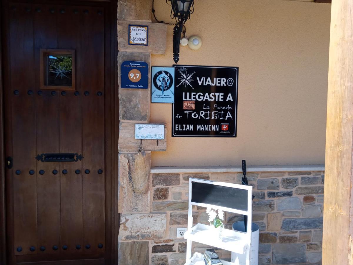 拉波萨达德托里比亚酒店 Val De San Lorenzo 外观 照片